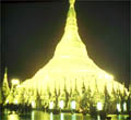 yangon - shwedagon nachts